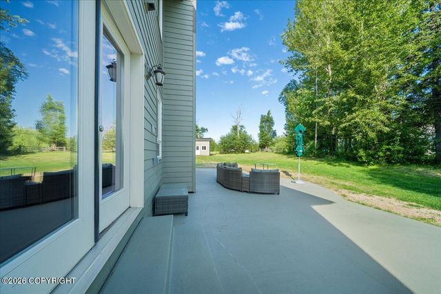 1540 S Badger Road, Palmer, AK 99645