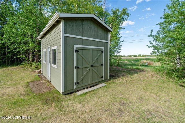 1540 S Badger Road, Palmer, AK 99645
