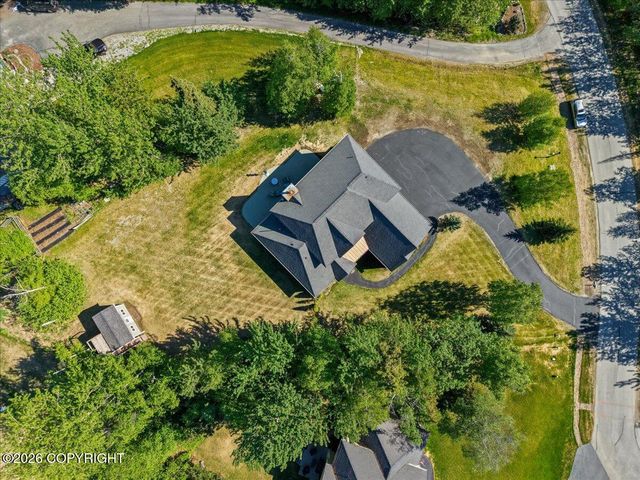 1540 S Badger Road, Palmer, AK 99645