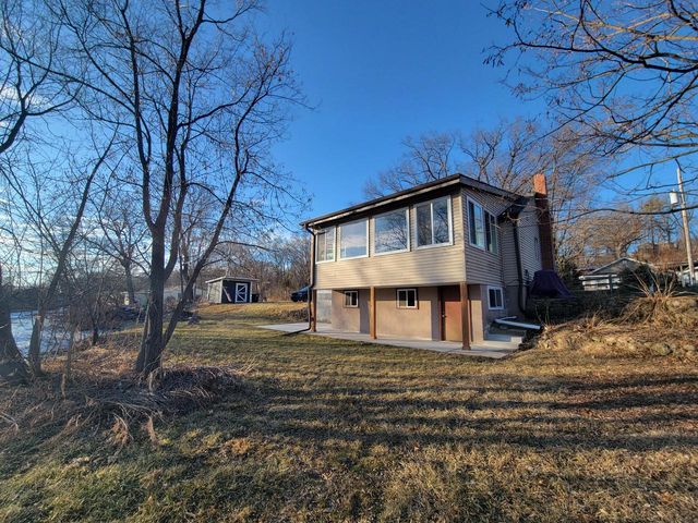 W1271 Beach ROAD, East Troy, WI 53120