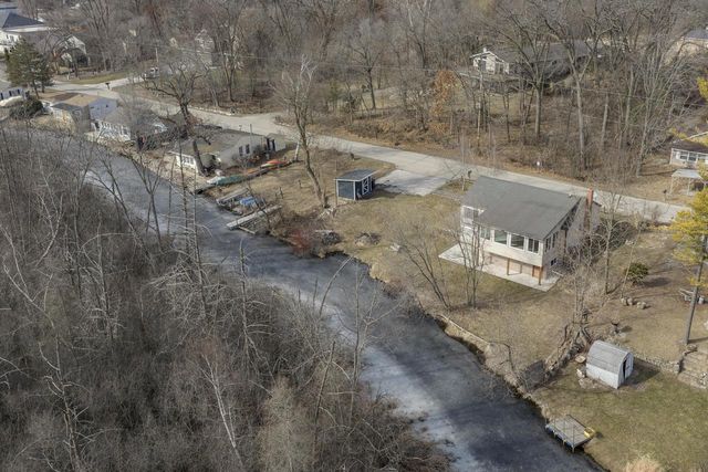 W1271 Beach ROAD, East Troy, WI 53120