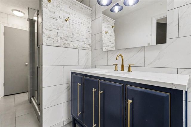 1920 Oakleaf Lane, Lithia Springs, GA 30122