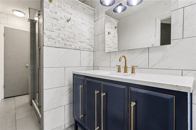 1920 Oakleaf Lane, Lithia Springs, GA 30122