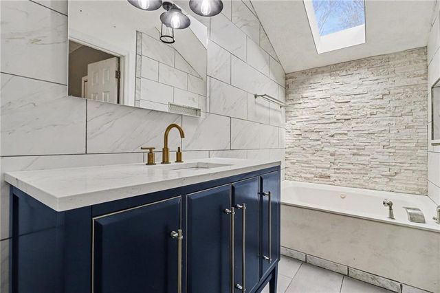 1920 Oakleaf Lane, Lithia Springs, GA 30122