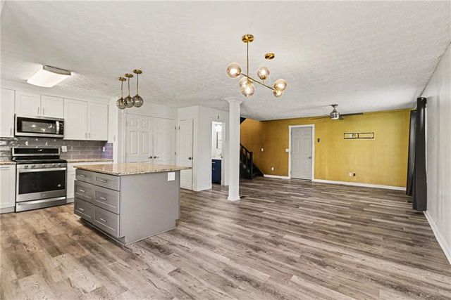 1920 Oakleaf Lane, Lithia Springs, GA 30122