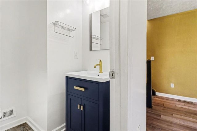 1920 Oakleaf Lane, Lithia Springs, GA 30122