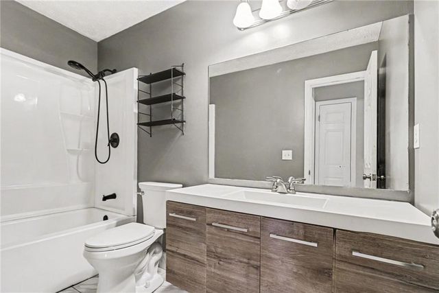 1920 Oakleaf Lane, Lithia Springs, GA 30122