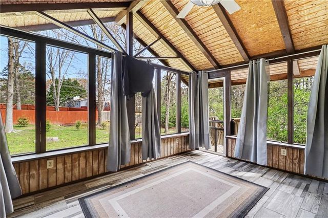 1920 Oakleaf Lane, Lithia Springs, GA 30122