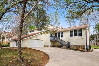 1920 Oakleaf Lane, Lithia Springs, GA 30122