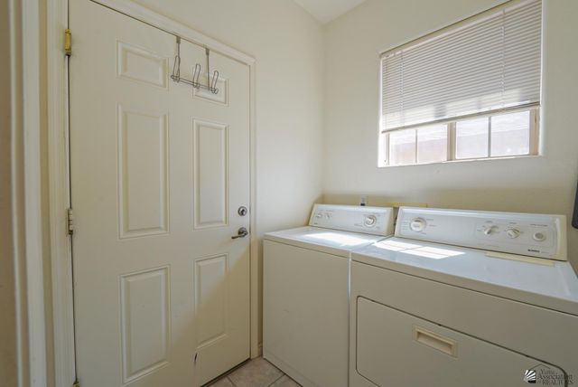 671 S Bingham Ave, Somerton, AZ 85350