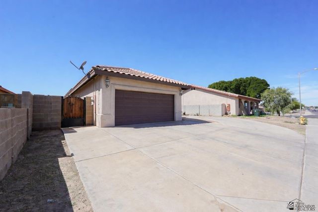 671 S Bingham Ave, Somerton, AZ 85350