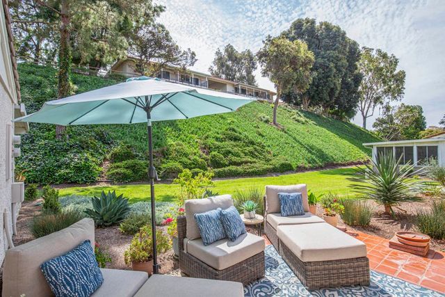 3313 San Amadeo B, Laguna Woods, CA 92637