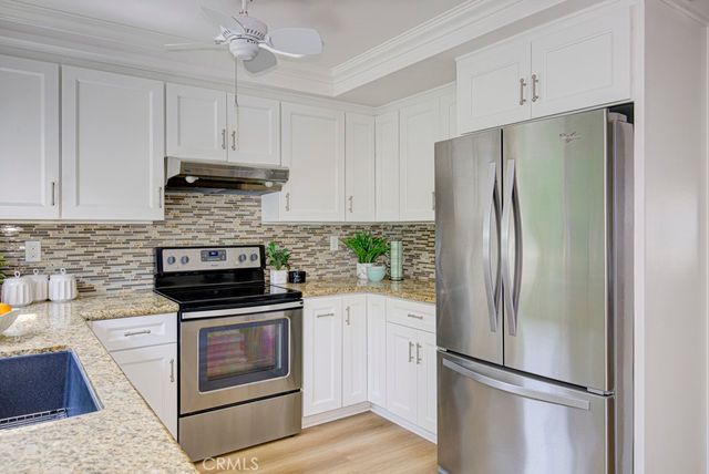 3313 San Amadeo B, Laguna Woods, CA 92637