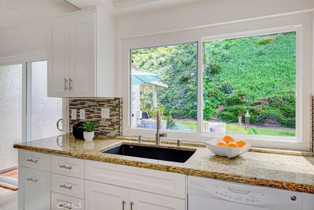 3313 San Amadeo B, Laguna Woods, CA 92637