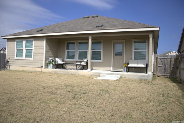 2725 San Martin, Seguin, TX 78155