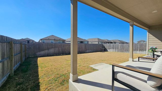 2725 San Martin, Seguin, TX 78155
