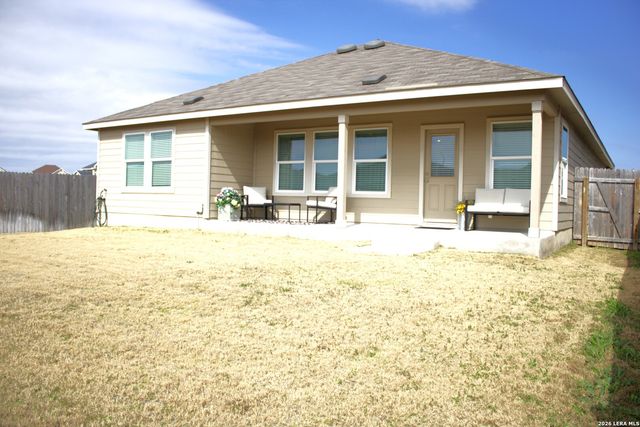 2725 San Martin, Seguin, TX 78155