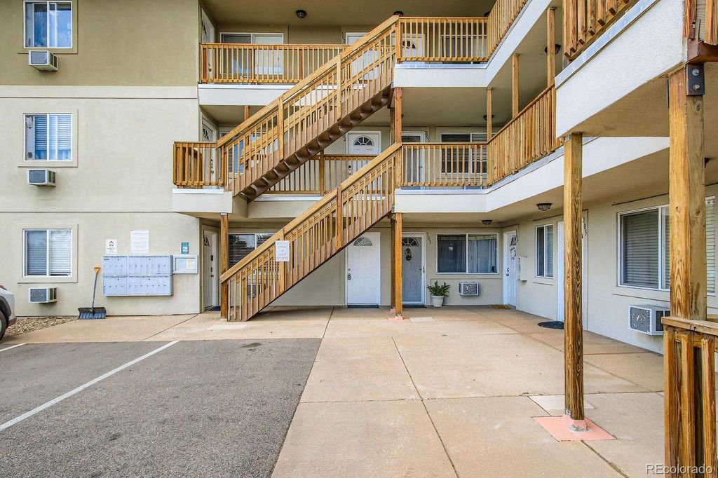 5402 Carr Street 102, Arvada, CO 80002
