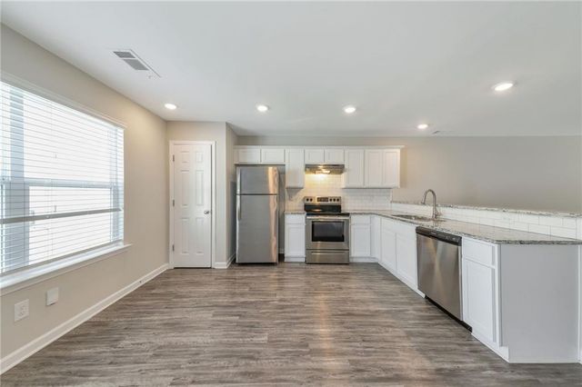4431 Pinscher Street, Union City, GA 30291