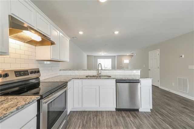 4431 Pinscher Street, Union City, GA 30291