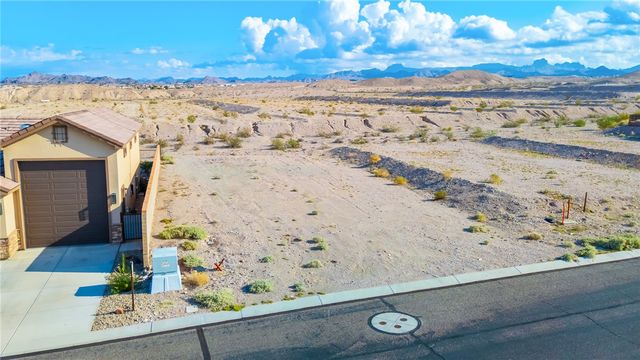 2693 Port Isabel Way, Bullhead City, AZ 86429