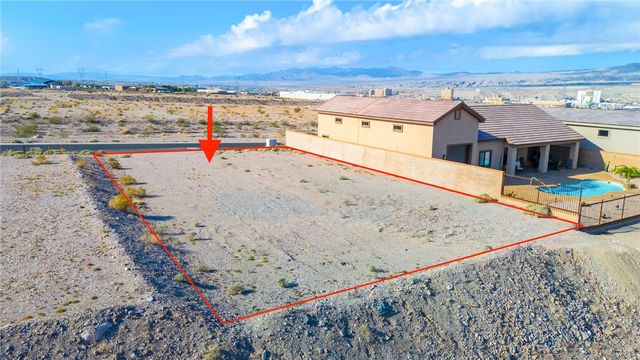 2693 Port Isabel Way, Bullhead City, AZ 86429