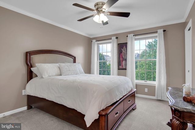810 CROOKED STICK DR, Mechanicsburg, PA 17050