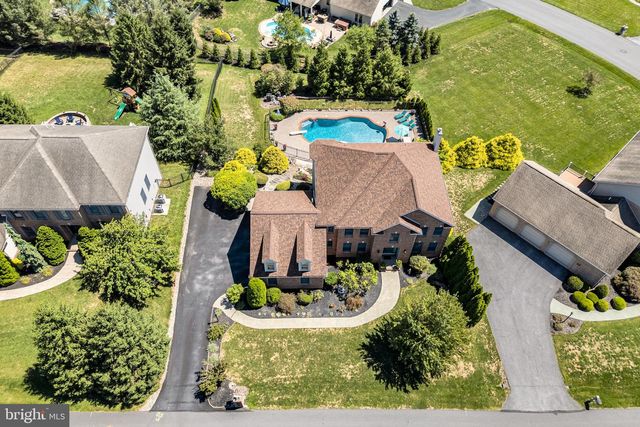 810 CROOKED STICK DR, Mechanicsburg, PA 17050