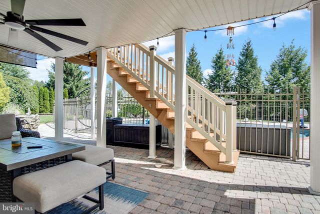 810 CROOKED STICK DR, Mechanicsburg, PA 17050