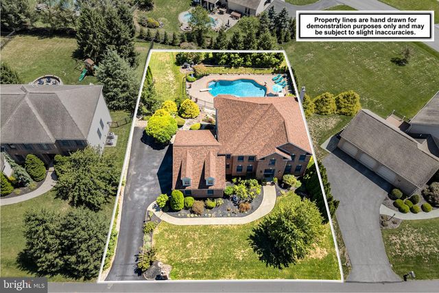 810 CROOKED STICK DR, Mechanicsburg, PA 17050