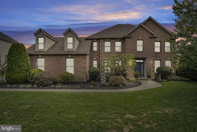 810 CROOKED STICK DR, Mechanicsburg, PA 17050