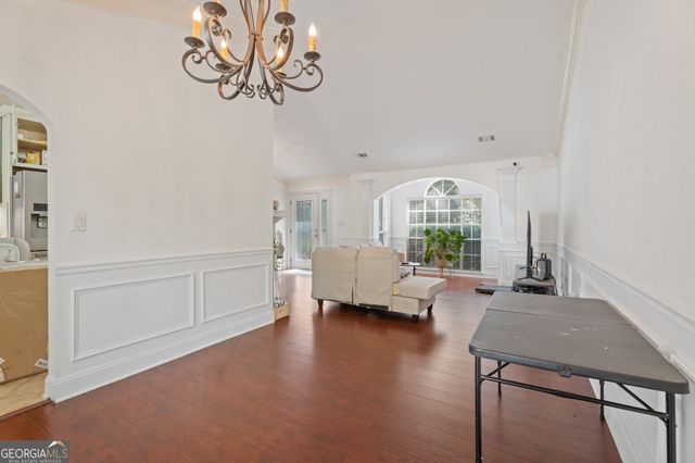 2575 Ravencliff Road, Atlanta, GA 30349