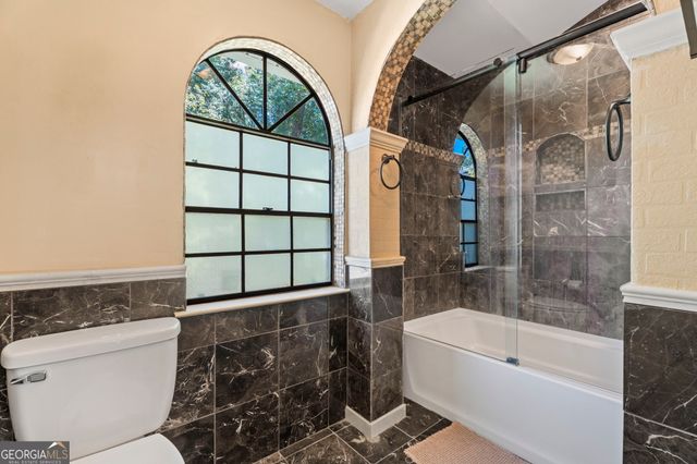 2575 Ravencliff Road, Atlanta, GA 30349