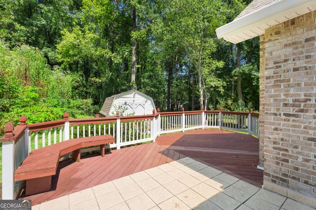 2575 Ravencliff Road, Atlanta, GA 30349