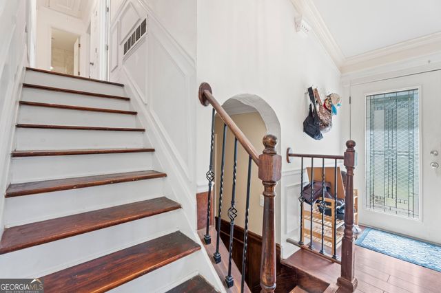 2575 Ravencliff Road, Atlanta, GA 30349