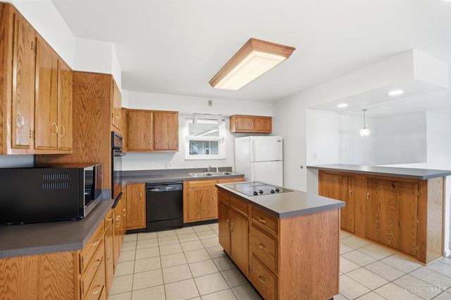 536 Munster Drive, Fayetteville, OH 45118