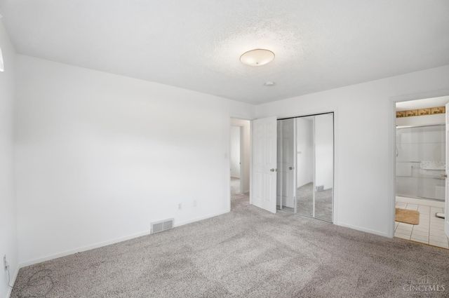 536 Munster Drive, Fayetteville, OH 45118