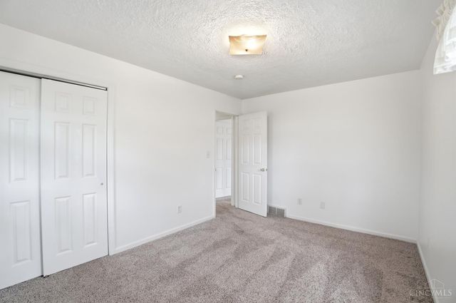 536 Munster Drive, Fayetteville, OH 45118