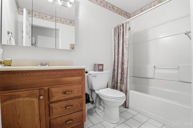 536 Munster Drive, Fayetteville, OH 45118