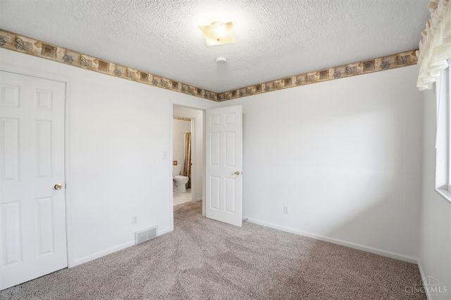 536 Munster Drive, Fayetteville, OH 45118