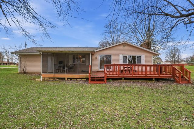 536 Munster Drive, Fayetteville, OH 45118