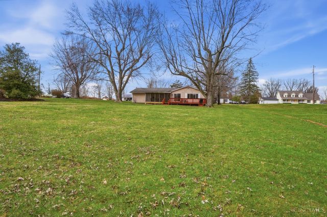 536 Munster Drive, Fayetteville, OH 45118