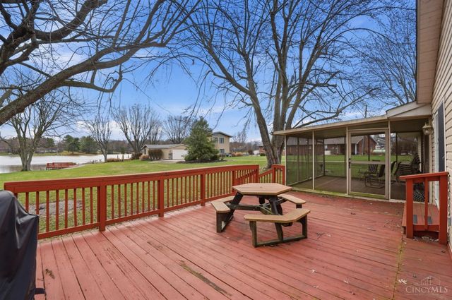 536 Munster Drive, Fayetteville, OH 45118