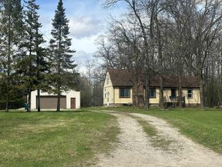 2026 W 2ND STREET, Appleton, WI 54914