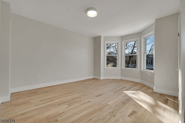 61 Arnold Ter, South Orange Village Twp., NJ 07079