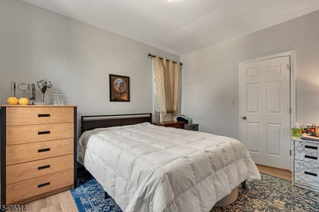 61 Arnold Ter, South Orange Village Twp., NJ 07079