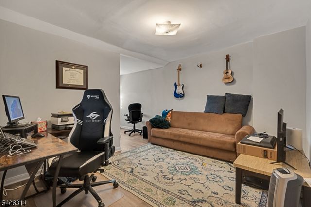 61 Arnold Ter, South Orange Village Twp., NJ 07079