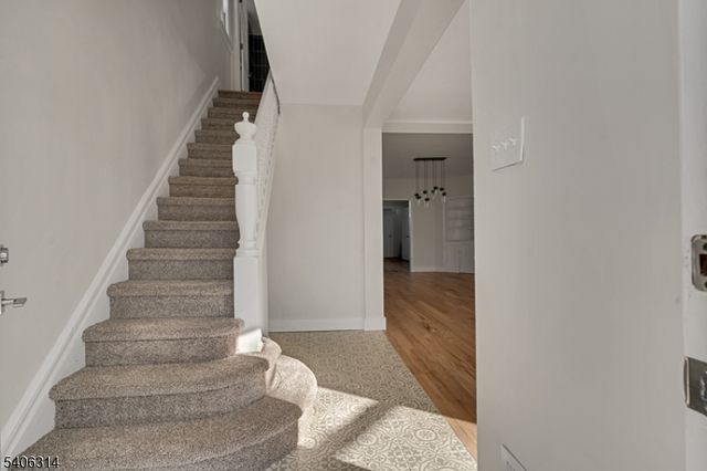 61 Arnold Ter, South Orange Village Twp., NJ 07079