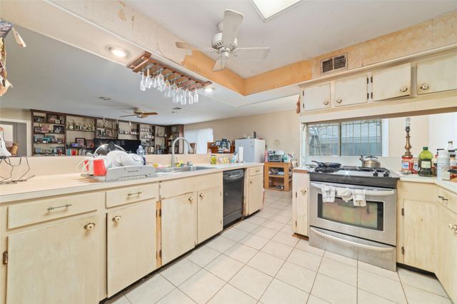 1535 Maux Drive, Houston, TX 77043