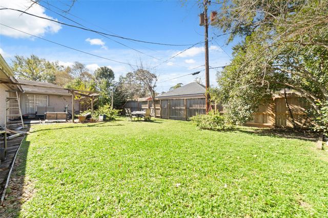 1535 Maux Drive, Houston, TX 77043